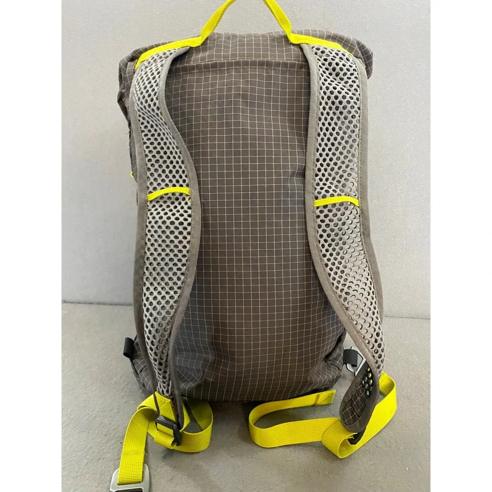 Mountainsmith Scream 20L Backpack Grey Yellow Robic Nylon Roll Top Daypack